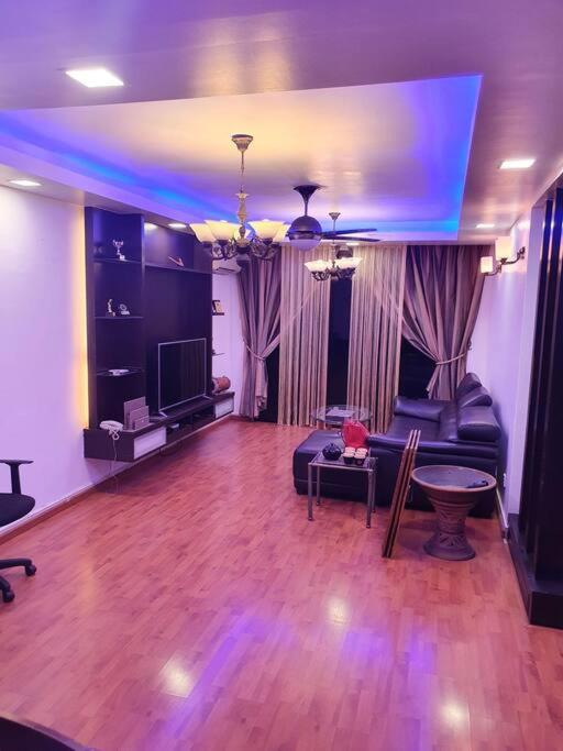 Putra Villa Condo Куала Лумпур Екстериор снимка